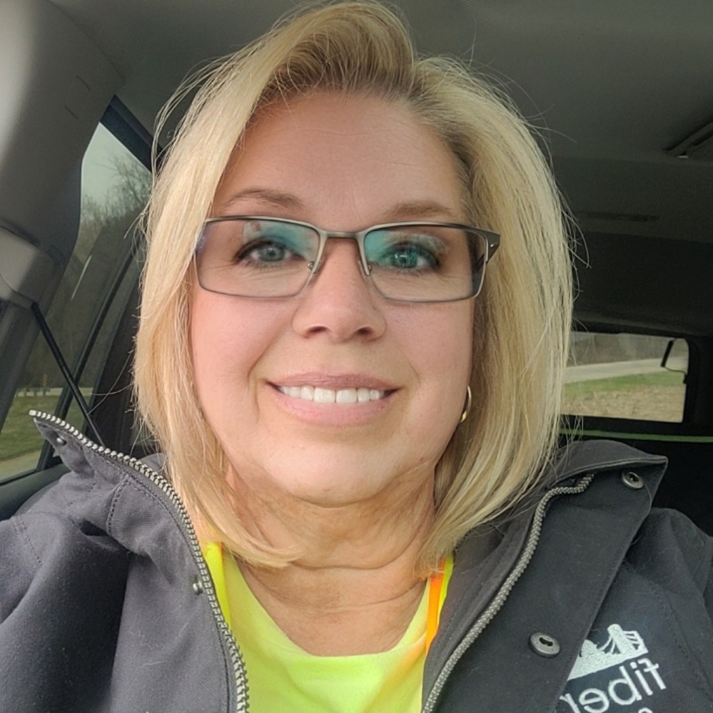 Meet your Posher, Kelly